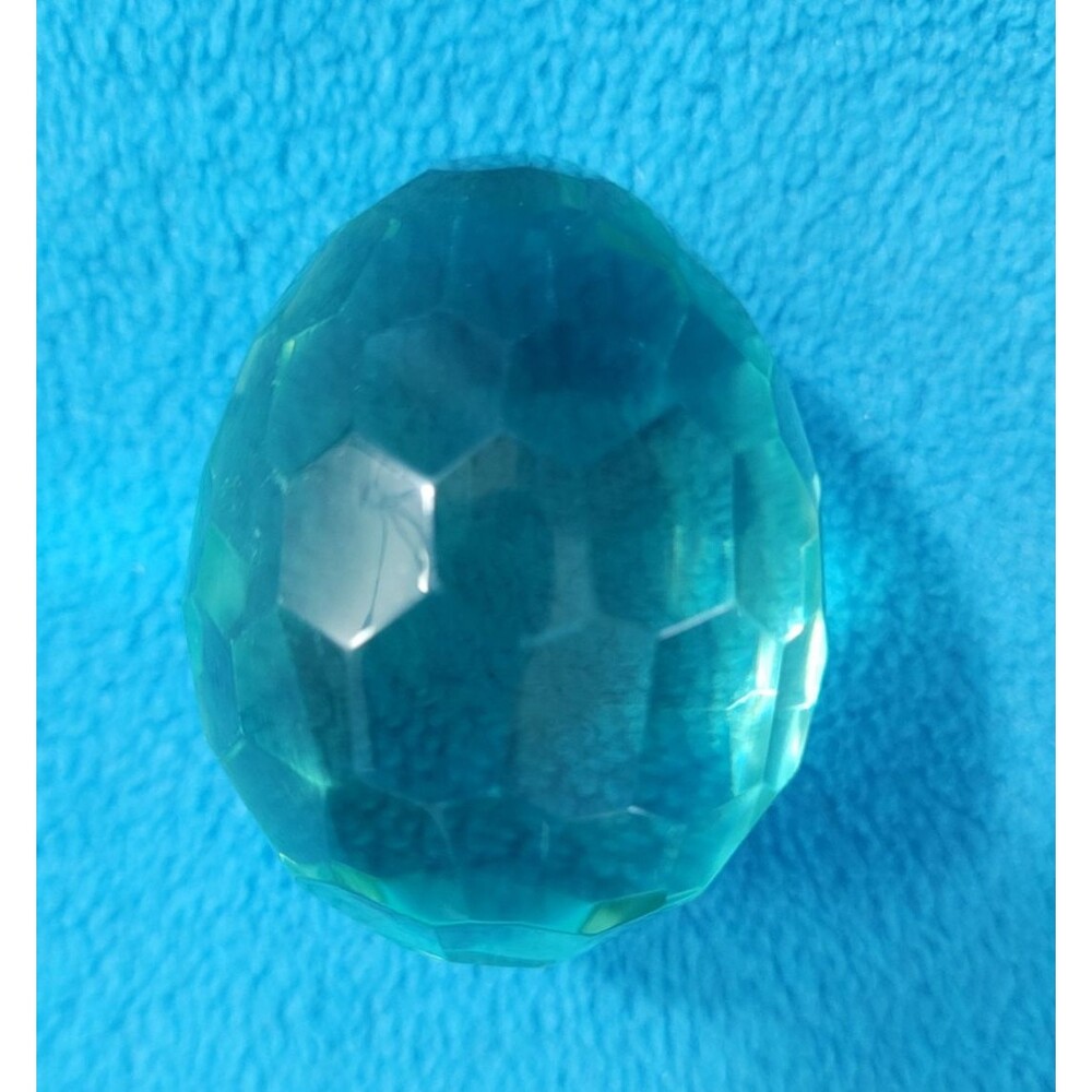 STUNNING Aqua Blue Hand Cut Egg Shaped Multi Faceted Crystal Paperweight 3"L